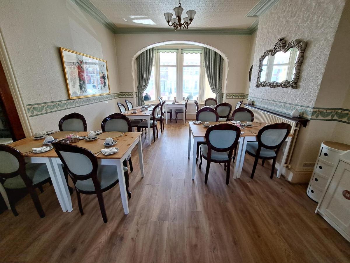 Lily Hotel Blackpool Zewnętrze zdjęcie