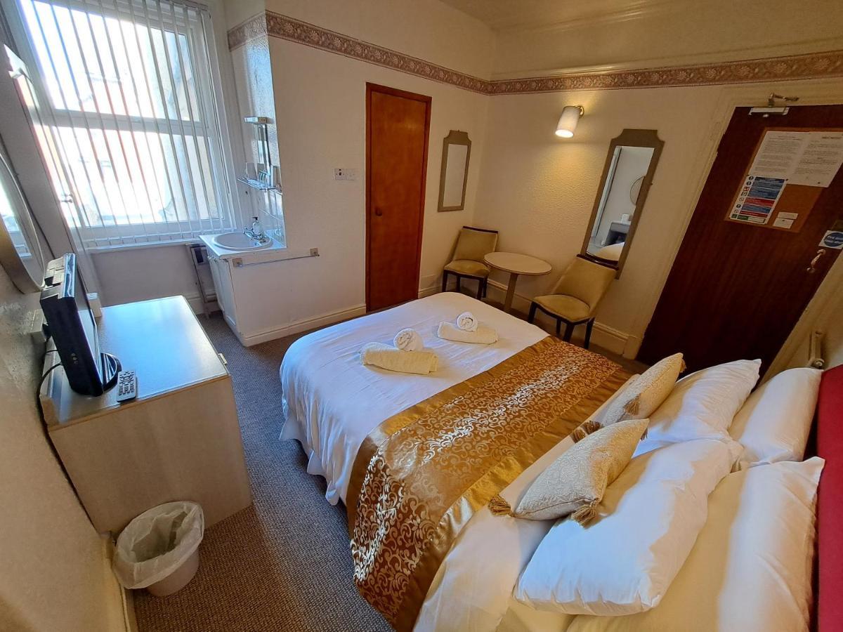 Lily Hotel Blackpool Zewnętrze zdjęcie