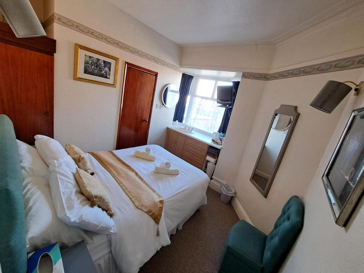 Lily Hotel Blackpool Zewnętrze zdjęcie